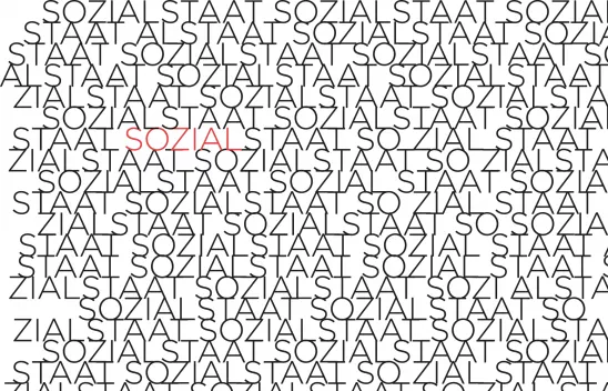 Auf weißem Hintergrund steht in Großbuchstaben das Wort "Sozialstaat" ununterbrochen. Ein "Sozial" im Bereich links oben ist als Akzent rot gefärbt. Auf weißem Hintergrund steht in Großbuchstaben das Wort "Sozialstaat" ununterbrochen. Ein "Sozial" im Bereich links oben ist als Akzent rot gefärbt.